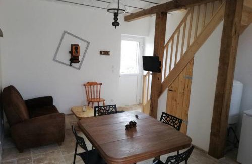 Neuville-sur-Ailette House | La maison du colombophile