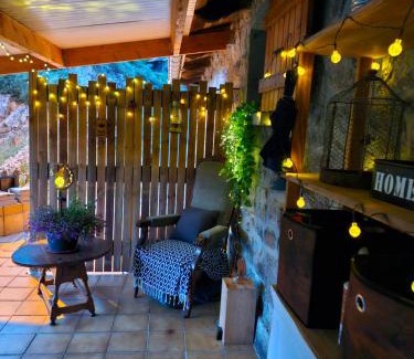 Saint-Julien-Boutieres House | La maison des lucioles