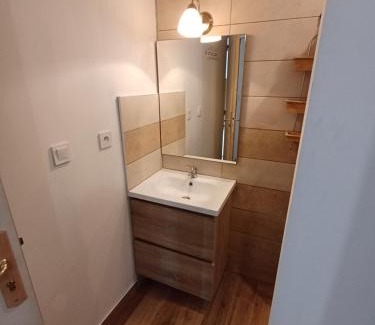 Serrieres-en-Chautagne House | La Maison Lhaaa !