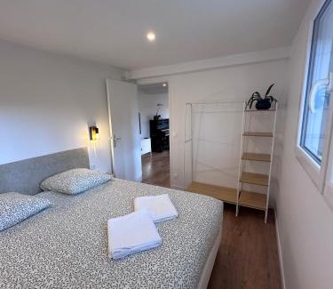 Saint-Joseph Apartment | La Maison N6