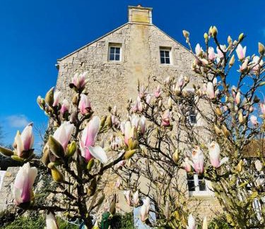 Blay House | La Maison Poésie