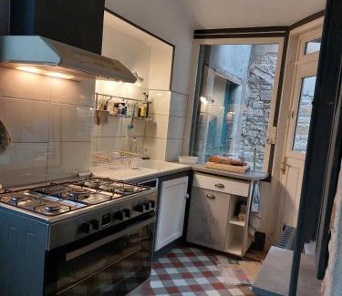 Saint-Amand-Montrond House | La maison Zola