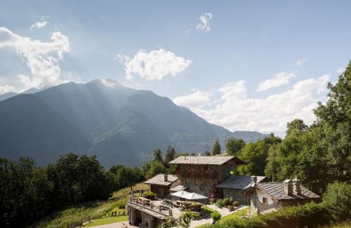 Montjovet House | La Majon de Fohten