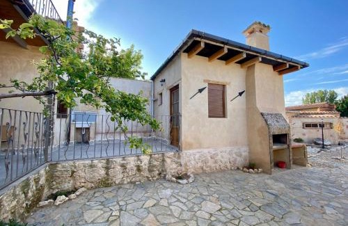 Mambrilla de Castrejon House | La Mambla de la Ribera
