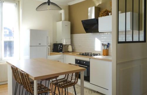 Brive-la-Gaillarde Apartment | La Marie-Louise