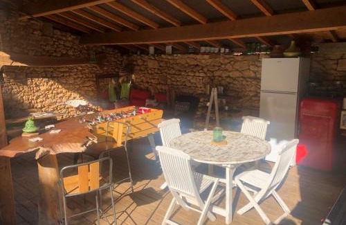Mauzens-et-Miremont House | la meyrolette
