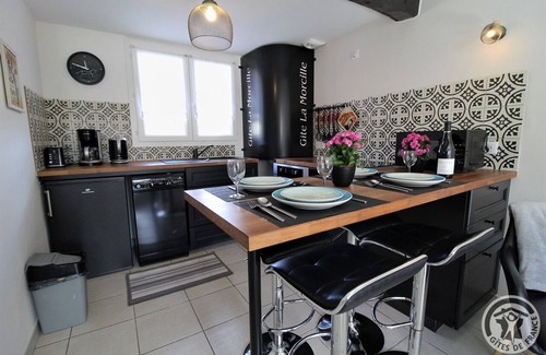 Villie-Morgon House | La Morcille - VILLIE MORGON