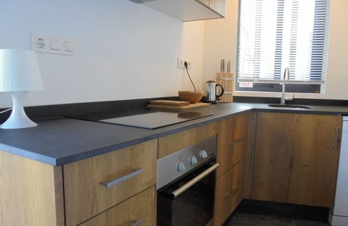 La Victoria Apartment | La Niña Chica, a A lovely studio with private terrace in the centre of Malaga