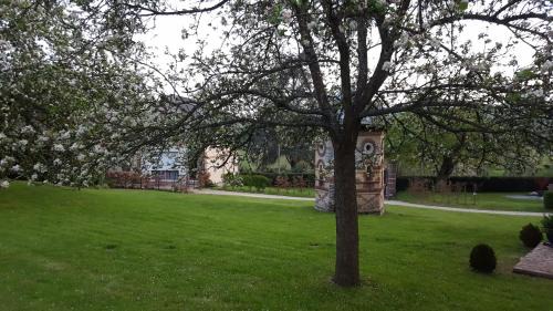 Saint-Sylvestre-de-Cormeilles House | La Normandise