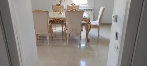 Snagov House | La nuferi lac to Therme & Aeroport Otopeni
