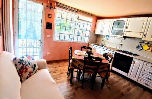 Lucinasco Apartment | La Paloma casa vacanze