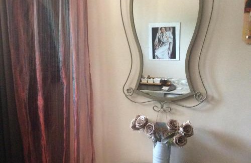 Lavault-Sainte-Anne Bed & Breakfast | La Parenthèse