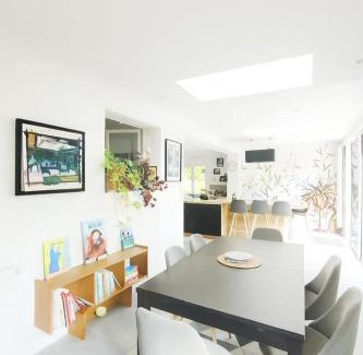 Saint-Cyr-sur-Loire House | La parenthèse familiale