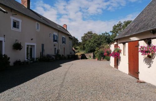 Gavray Bed & Breakfast | La Parisiere