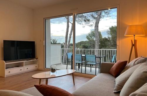 Saint-Clement-de-Riviere Apartment | la Pascaline