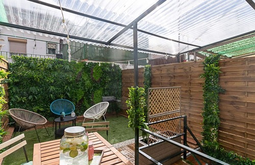 Simancas Bed & Breakfast | La Paz: Room with Bolivian essence and comfort in Madrid