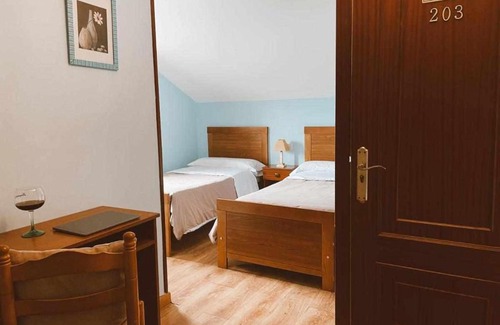 Sarria House | La Pension de Martin