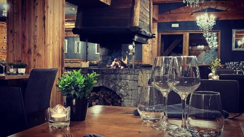 Montgellafrey Hotel | La Perelle