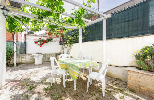 Passoscuro House | La Pergola in Fiore