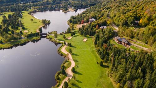 Saint-Faustin-Lac-Carre Ski Chalet | LA PERLE DES MONTAGNES - Lake Spa Golf Nature