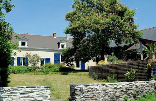 Murs-Erigne Bed & Breakfast | La Petite Boire - Chambres d'hôtes près d'Angers