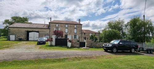 Oradour-Saint-Genest Bed & Breakfast | La Petite Locherie