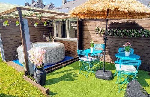 Octeville-l'Avenel House | La petite maison au jacuzzi