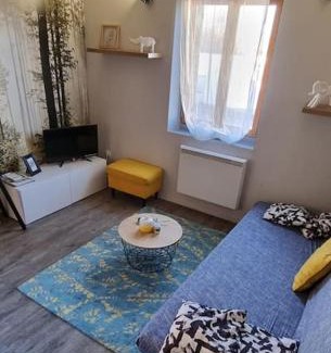 Payns House | La petite maison en champagne
