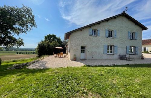 Lagardere House | La Petite Maison