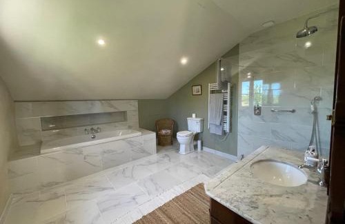 Lagardere House | La Petite Maison