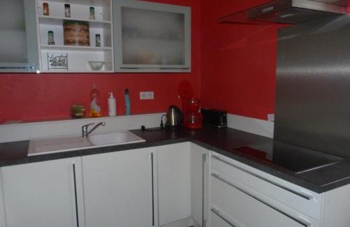 Tauves House | La petite maison
