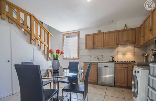 Myans House | LA Petite Reine - Myans