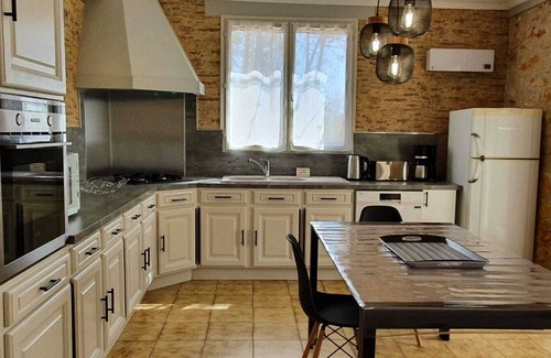 Saint-Andre-dAllas House | La Petite Salamandre, Gîte Climatisé, 3 Pour 1 à 5 Personnes Proche de Sarlat