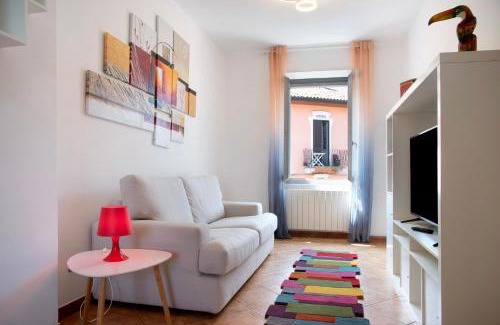 Germignaga House | La Piazzetta