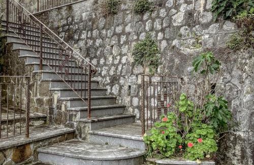 Sicili House | La Piazzetta