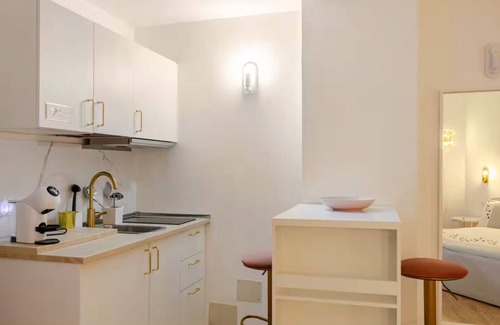 Camilluccia Apartment | La Piccola Luxury Suite