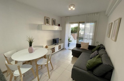La Pineda Apartment | La Pineda Holiday Apartment