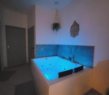 Congenies House | La Promenade Suite & Spa