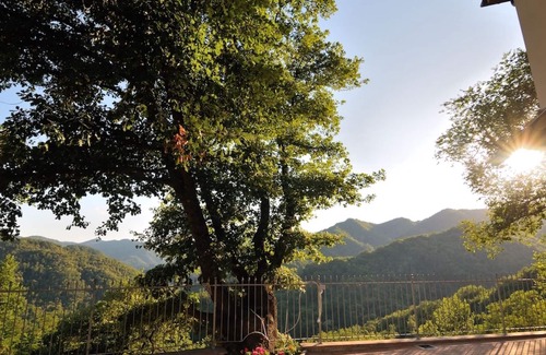Cavarzano Apartment | La Quercia di Vernio - Guest houses and apartments