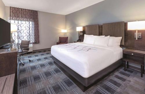 Aberdeen Hotel | La Quinta by Wyndham Aberdeen-APG
