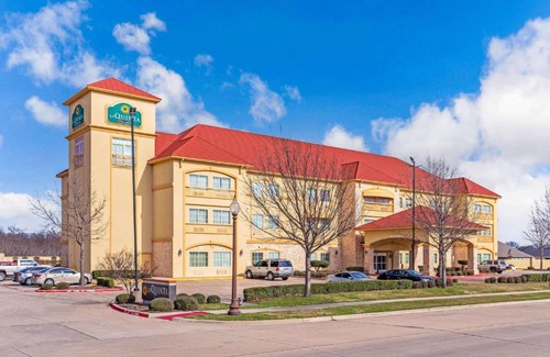 Ennis Hotel | La Quinta by Wyndham Ennis