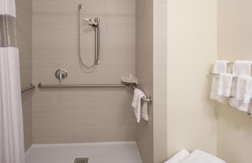 Grand Forks Hotel | La Quinta by Wyndham Grand Forks