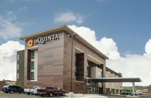 Kingman Hotel | La Quinta by Wyndham Kingman