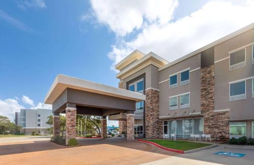 Fulton Hotel | La Quinta by Wyndham Rockport - Fulton