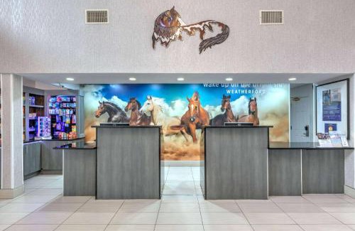 Weatherford Hotel | La Quinta by Wyndham Weatherford