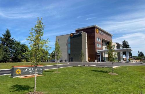 Centralia Hotel | La Quinta Inn & Suites by Wyndham Centralia