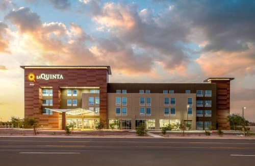 Maryvale Hotel | La Quinta Inn & Suites by Wyndham Phoenix West Glendale
