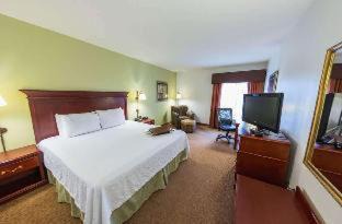 Selma Hotel | La Quinta Inn & Suites by Wyndham Selma/Smithfield I-95