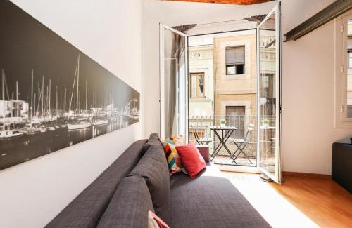 El Raval Apartment | La Rambla - Catalonia Square Apt 4BD-2BTH