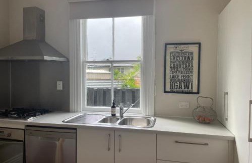 Martinborough Villa | La Rocque Cottage